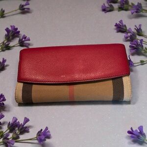 Burberry Red Leather & Check Wallet – Authentic – Classic Vintage Style